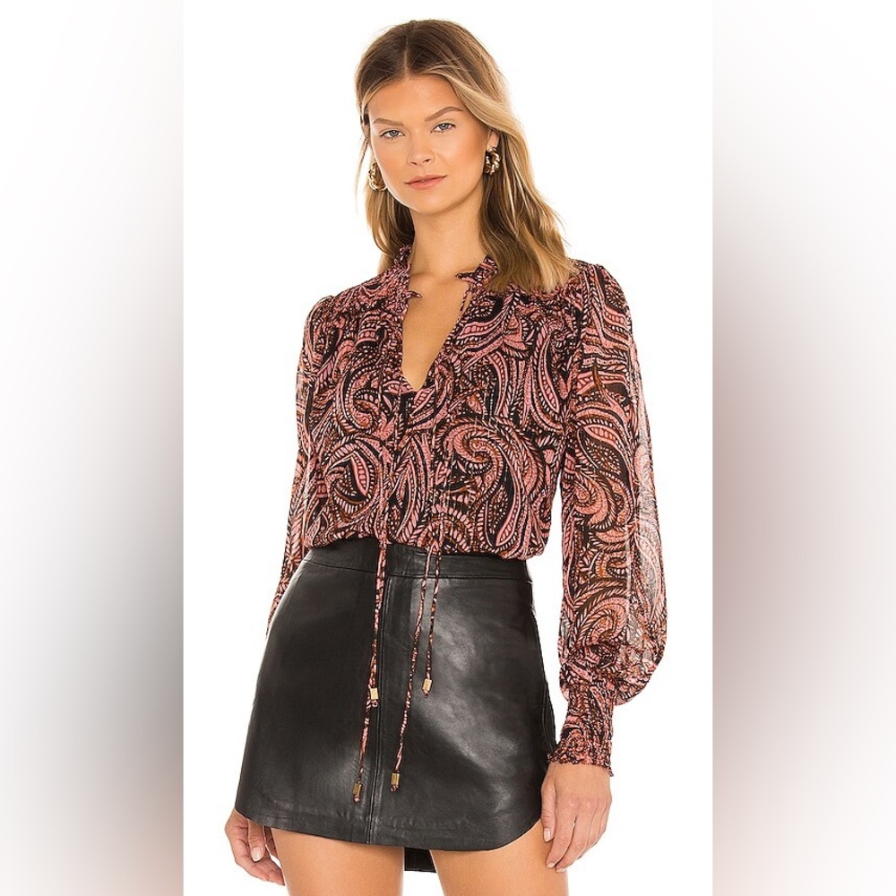 Karina Grimaldi Roma Print Top in Lavender Paisley